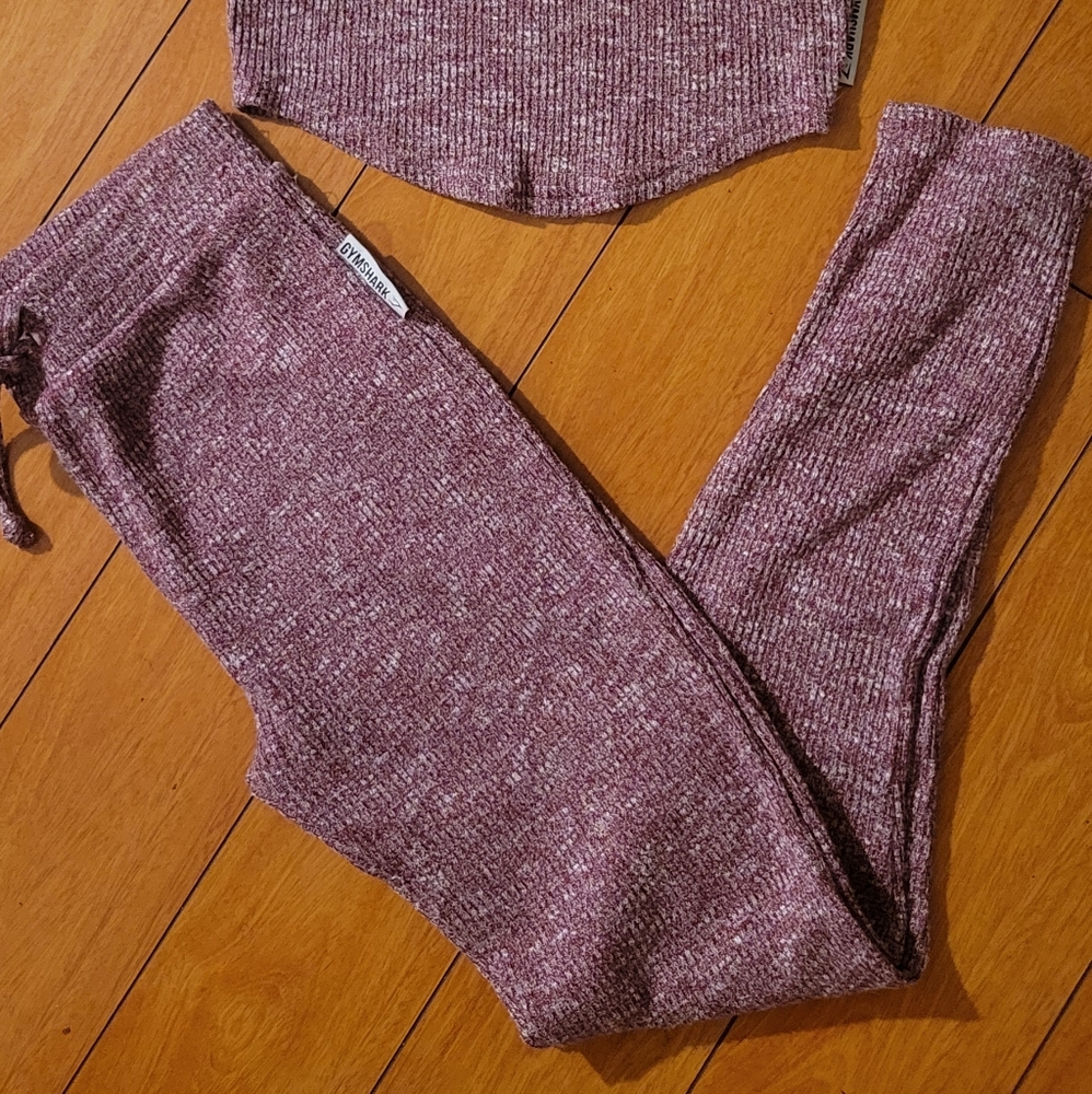 ☆Sold!!! Do Not buy!!! RARE! Gymshark Slounge Set☆ - Picture 6 of 8